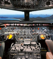 Dimex Cockpit View Fototapete 225x250cm 3 Bahnen | Yourdecoration.de